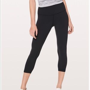 Lululemon align crop